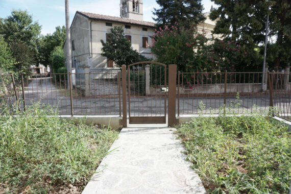 PRESTIGIOSA VILLETTA NUOVA CON GIARDINO