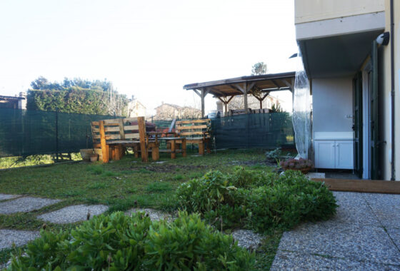 TRILOCALE CON GIARDINO E INGRESSO INDIPENDENTE